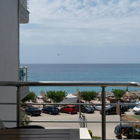 Rondo's Hotel 3*