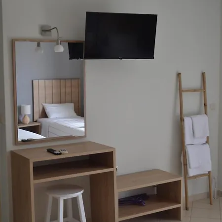 Rondo's Hotel 3*